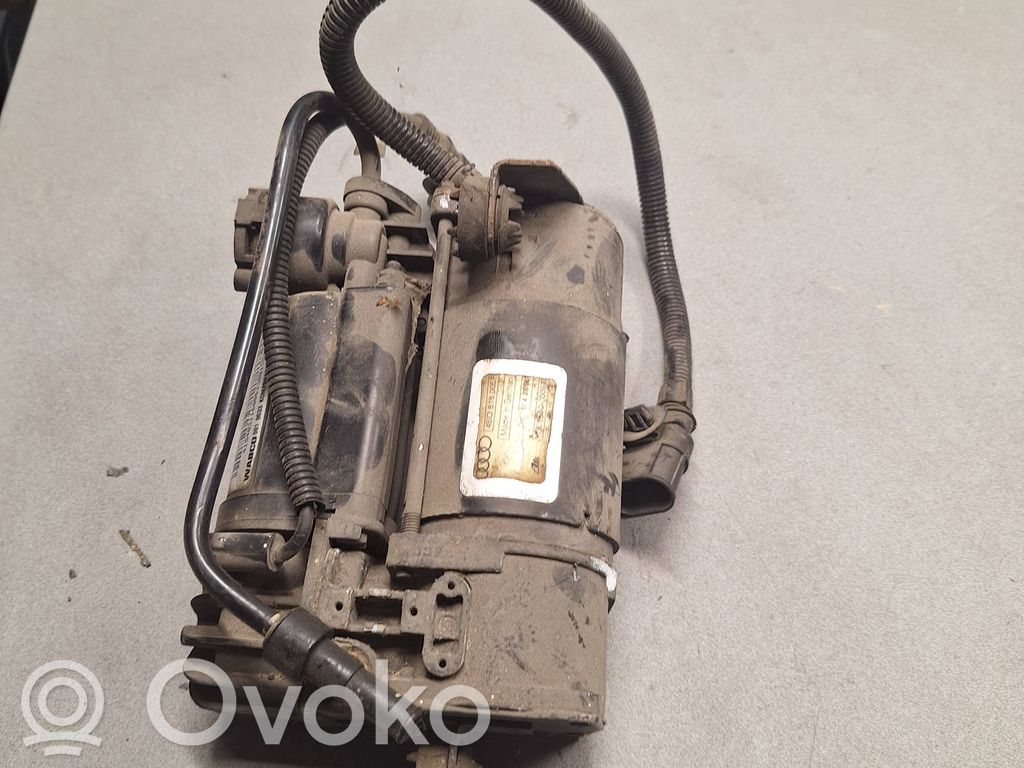 Audi A8 S8 D3 4E Air suspension compressor/pump 