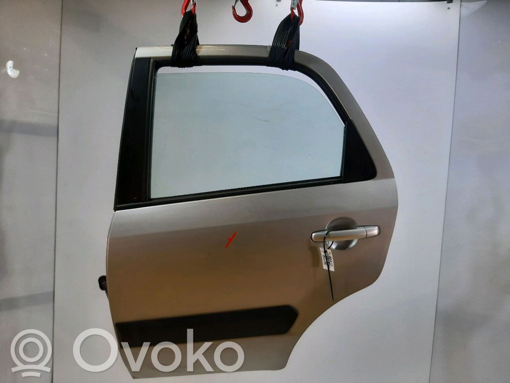 Suzuki SX4 Galinės durys 