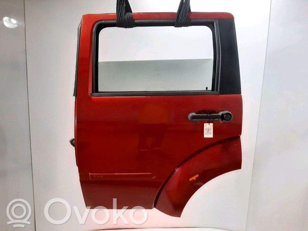 Dodge Nitro Galinės durys 