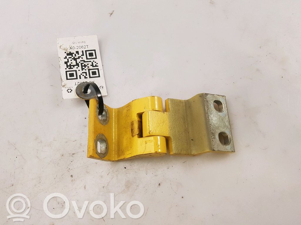 Citroen Nemo Loading door upper hinge 