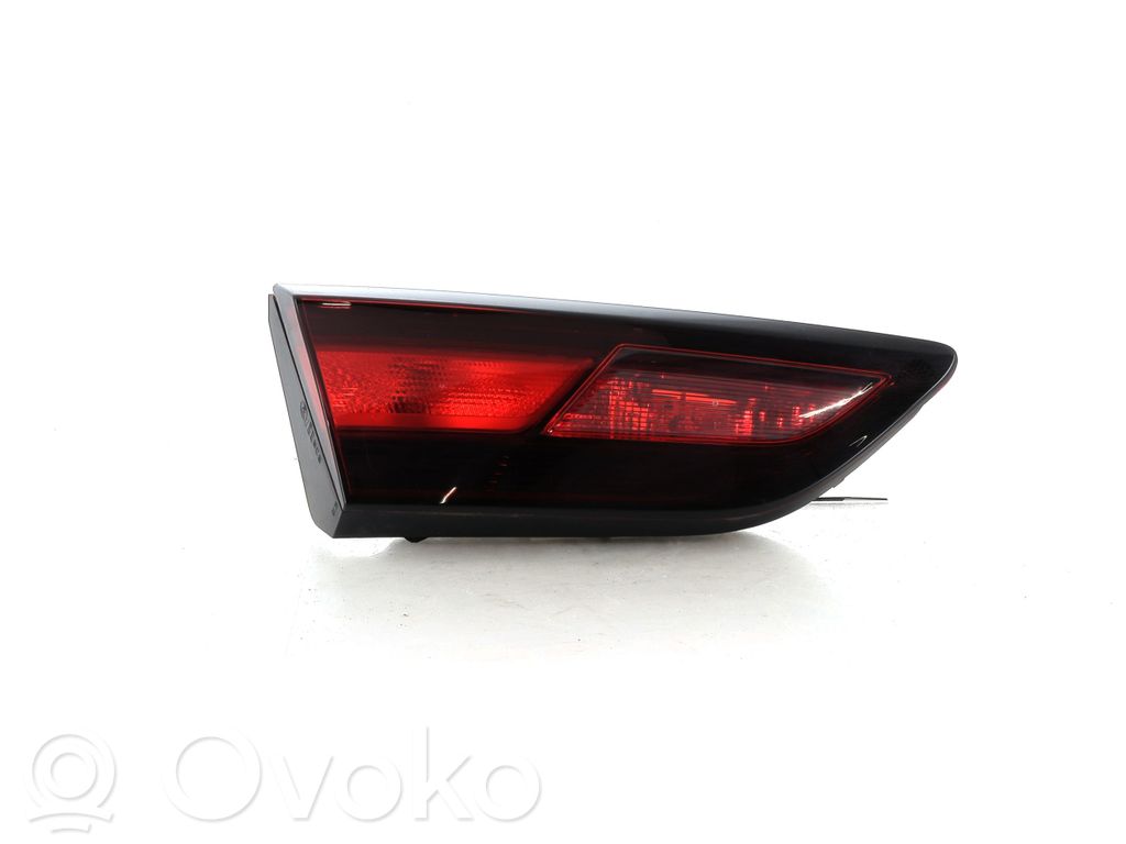 Opel Astra K Tailgate rear/tail lights 