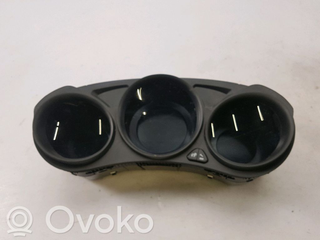 Citroen C4 II Speedometer (instrument cluster) 