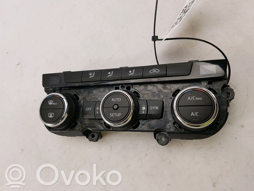 Seat Leon (5F) Climate control unit 