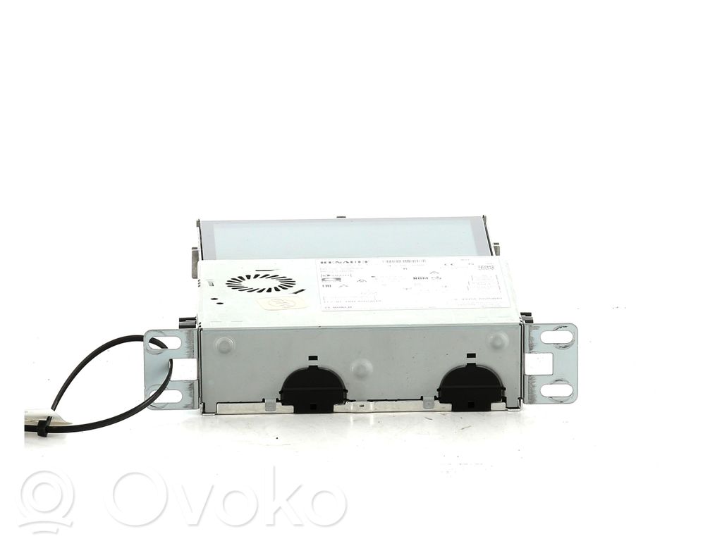 Renault Twingo III Radio/CD/DVD/GPS head unit 