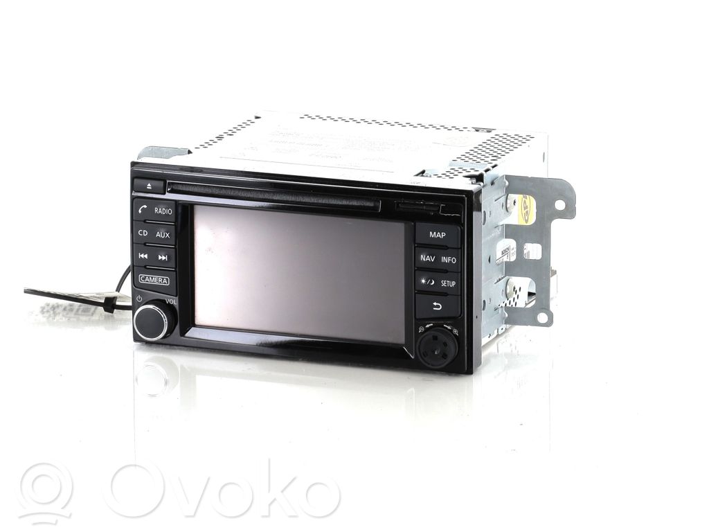 Nissan Pulsar Radio/CD/DVD/GPS head unit 