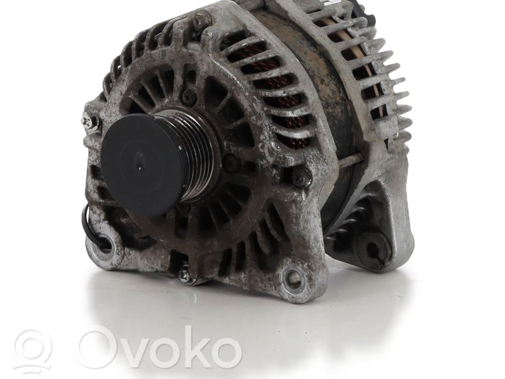 Opel Movano B Generatorius 