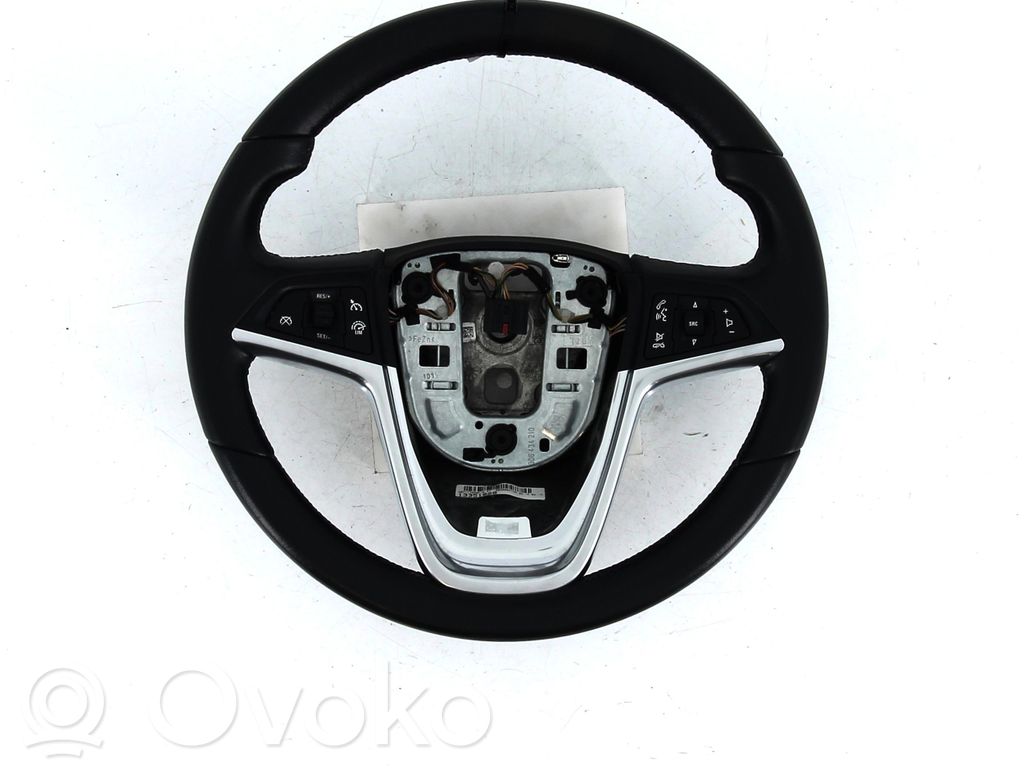 Opel Astra J Ohjauspyörä 