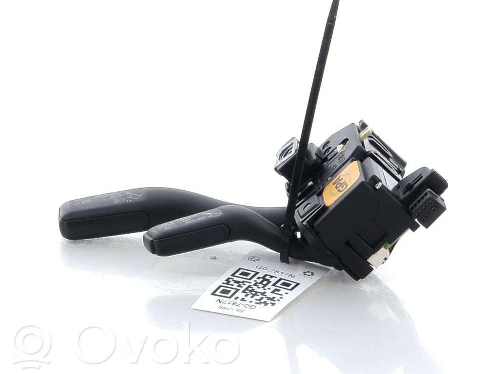 Audi A3 S3 8P Indicator stalk 