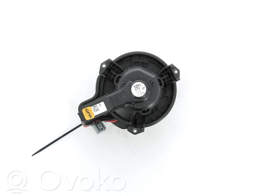 Ford Kuga III Mazā radiatora ventilators 