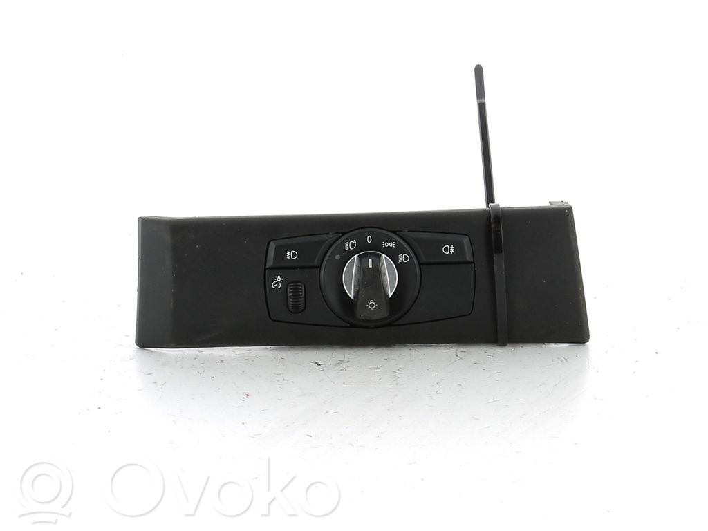 Light switch   61319134726,W06453Z