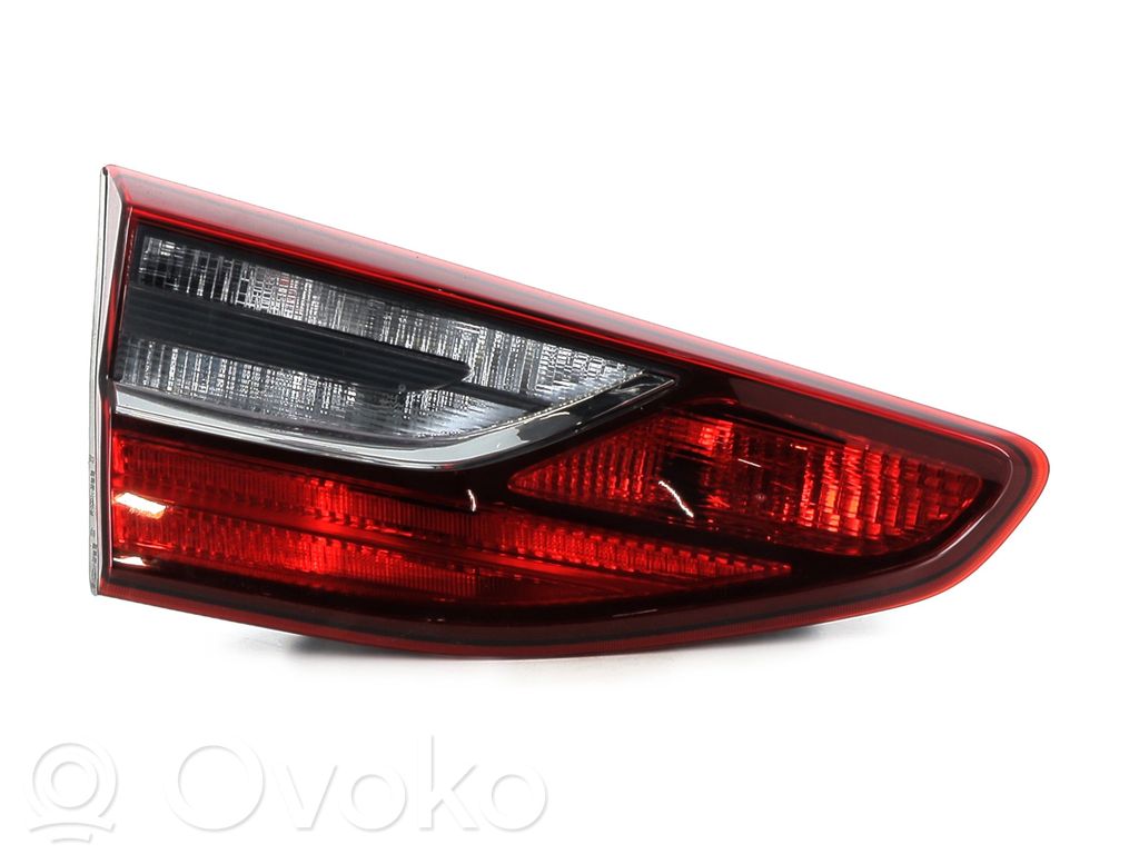 KIA Ceed Takaluukun takavalot 