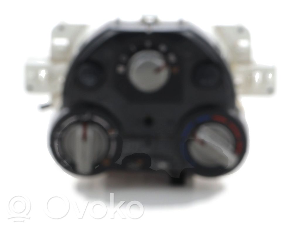 Nissan Note (E12) Climate control unit 
