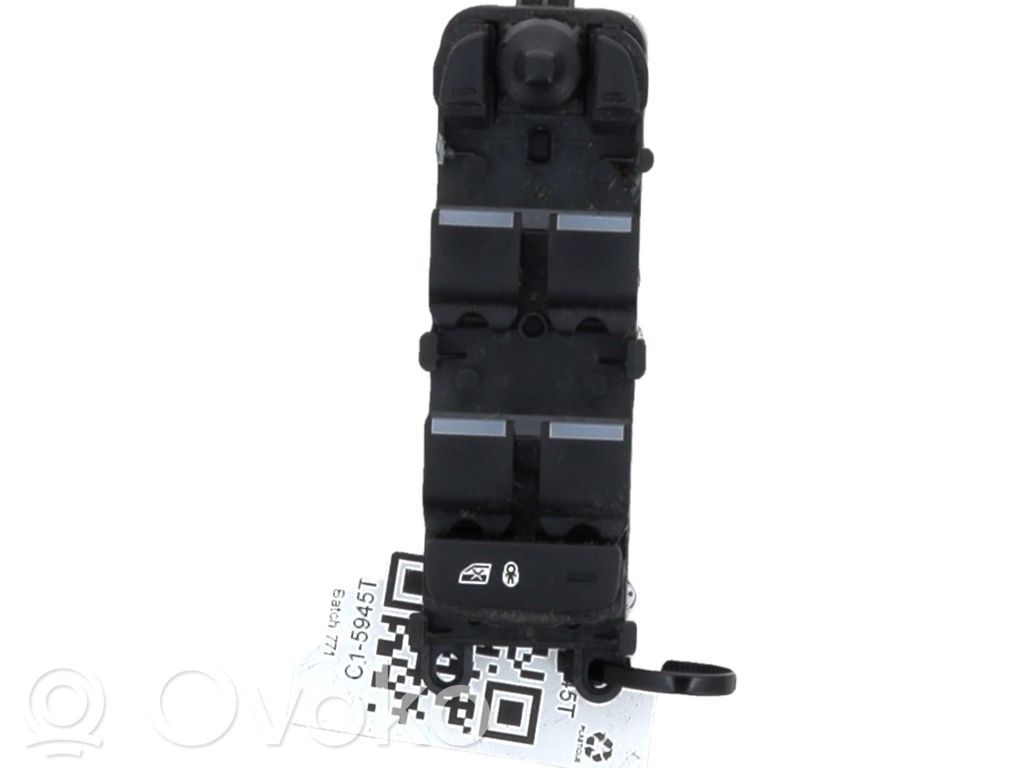 Electric window control switch   J9C39493,C15945T