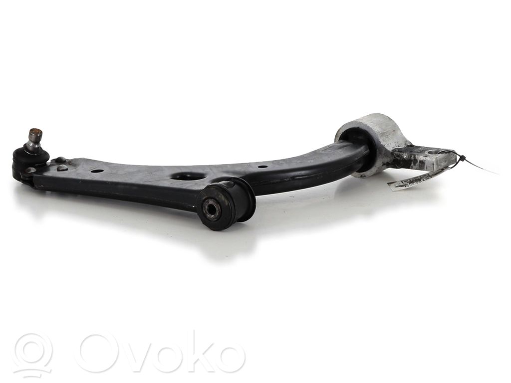 Ford Fusion Basculă inferioară față 