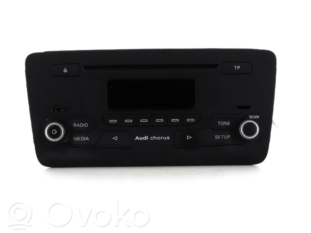 Panel / Radioodtwarzacz CD/DVD/GPS   8X0035160C,E11229Y