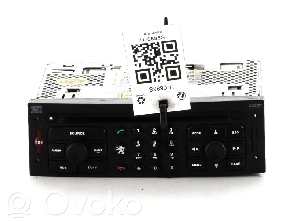 Panel / Radioodtwarzacz CD/DVD/GPS   657437,I10885S