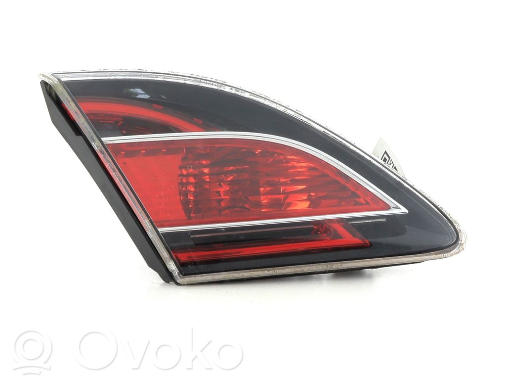 Mazda 6 Lampy tylnej klapy bagażnika 