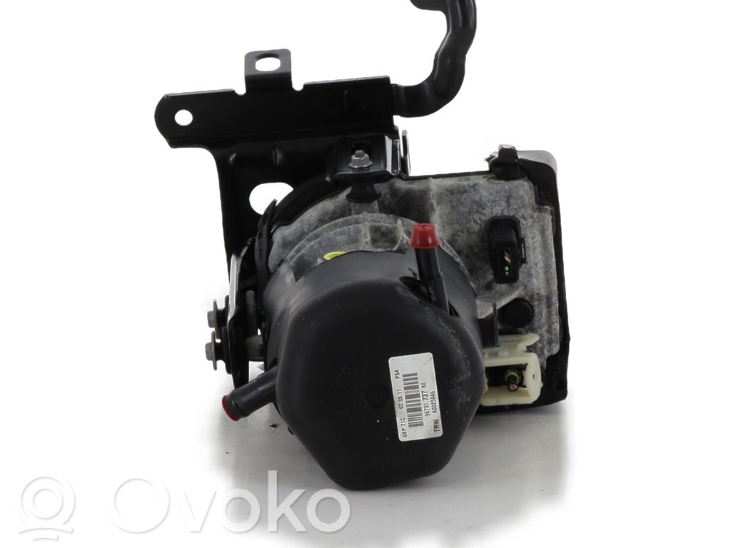 Citroen C5 Power steering pump 