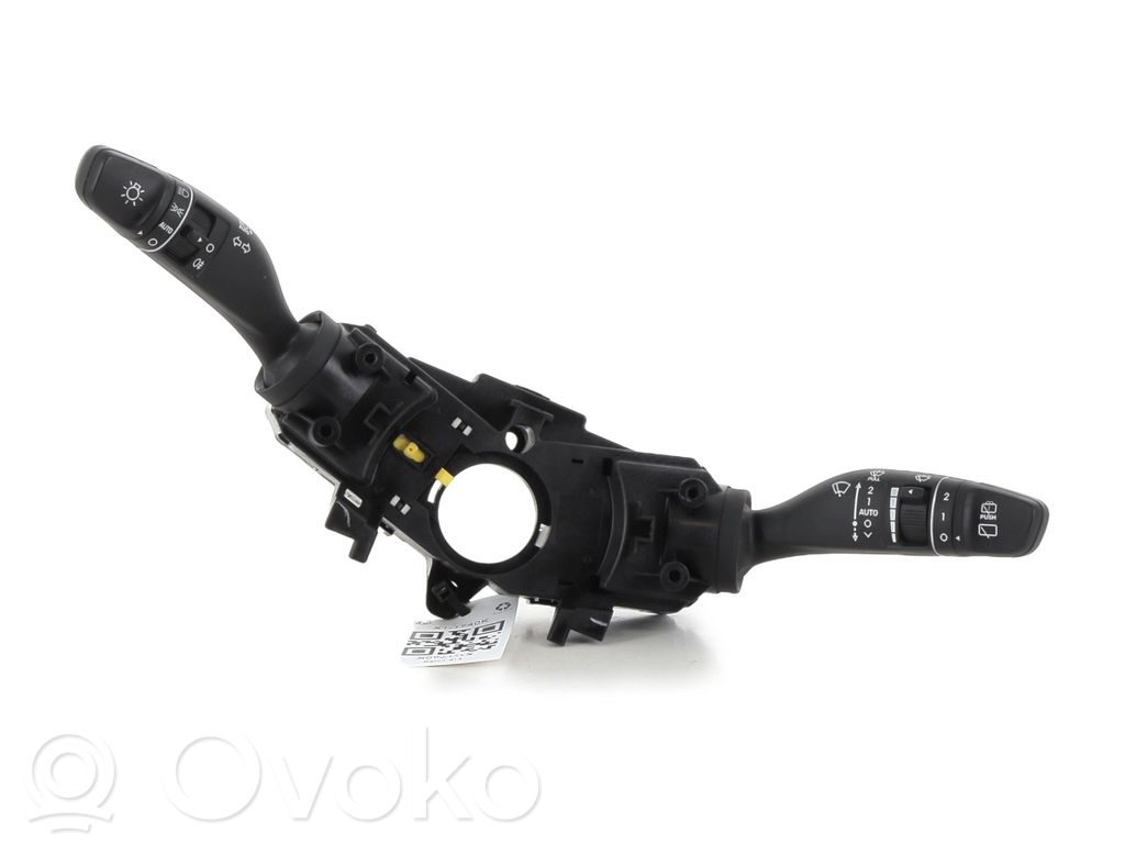 Hyundai i30 Wiper turn signal indicator stalk/switch 