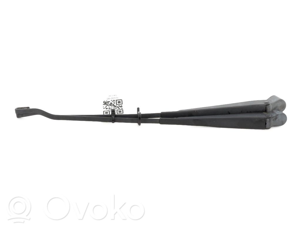 Ramię wycieraczki szyby przedniej / czołowej   1064124,U02033U