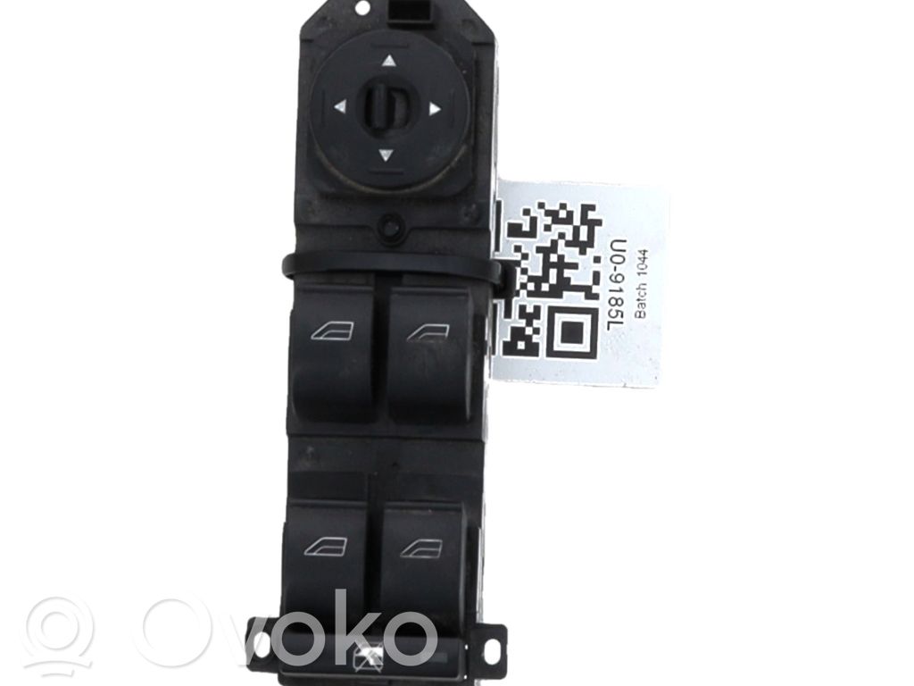 Ford Focus Electric window control switch 