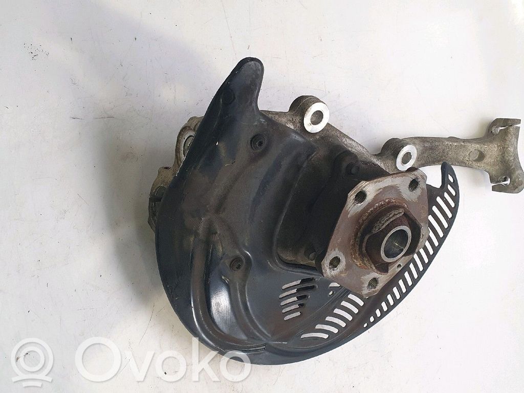 Audi A4 S4 B9 Fuso a snodo con mozzo ruota anteriore 