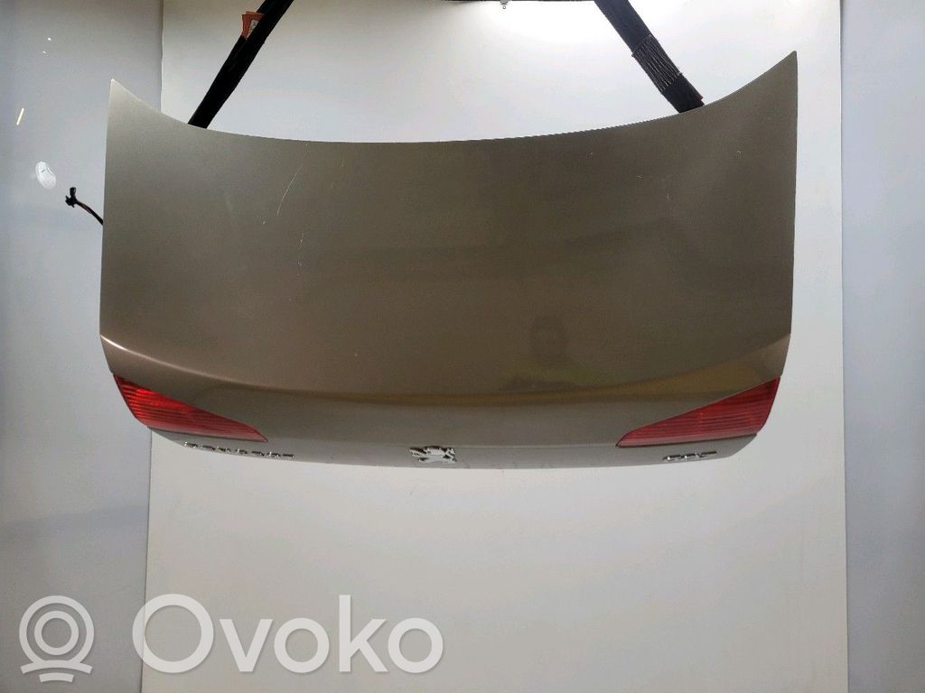 Tylna klapa bagażnika   8701L2,K14904B
