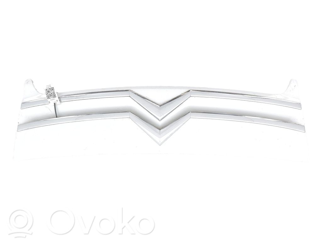 Peugeot Expert Front bumper upper radiator grill 