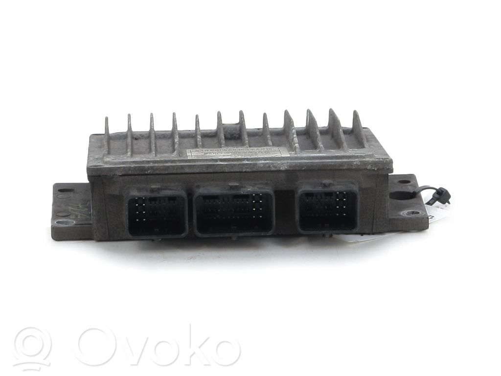 Renault Clio III Engine control unit/module 