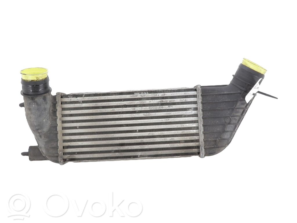 Citroen C8 Interkūlerio radiatorius 