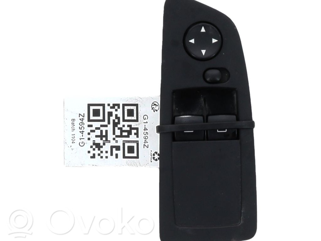 BMW 1 E81 E87 Electric window control switch 