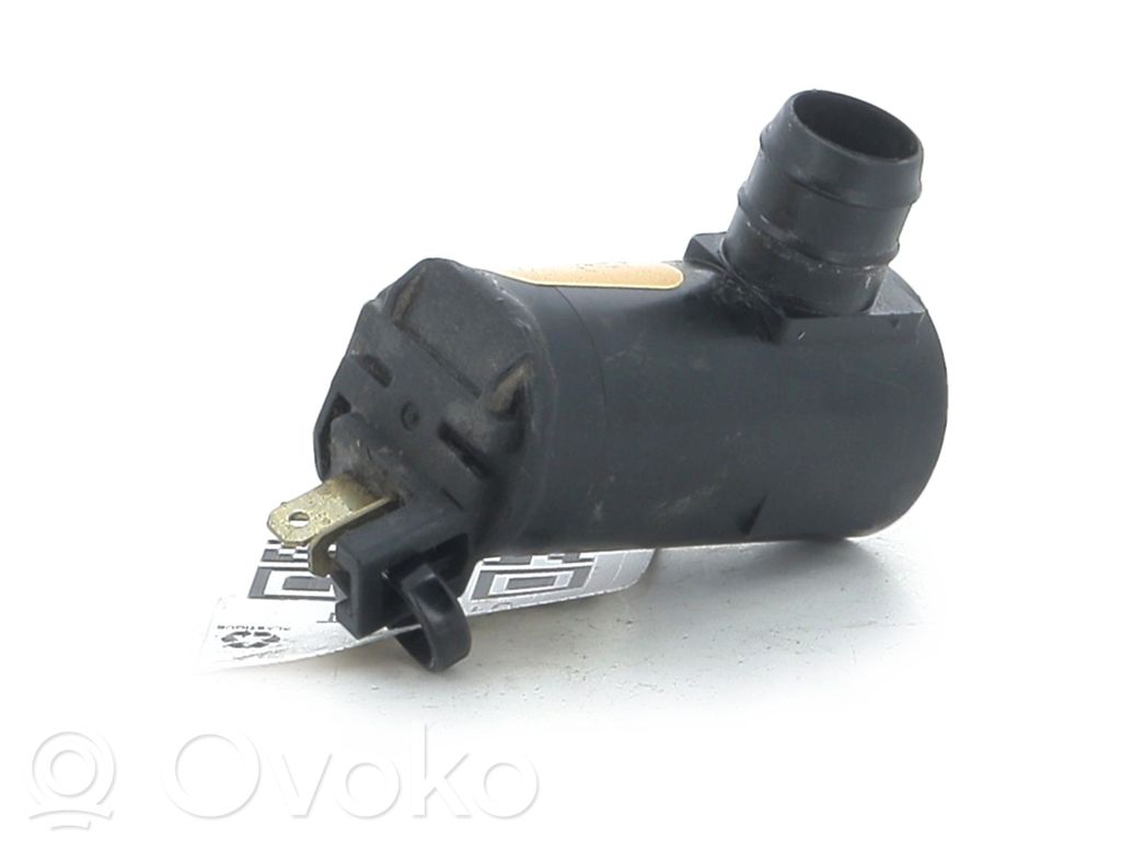 Toyota Dyna U300 U400 Windscreen/windshield washer pump 
