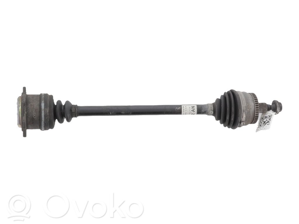 Audi A4 S4 B5 8D Etuvetoakseli 