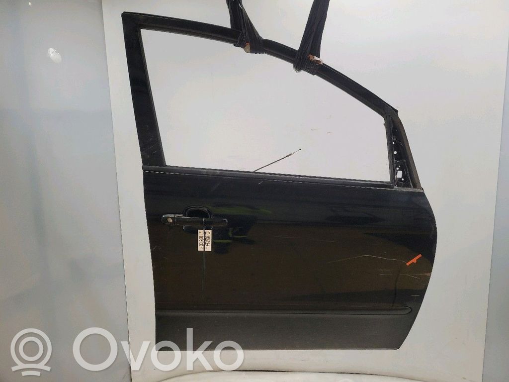 Toyota Avensis Verso Drzwi przednie 