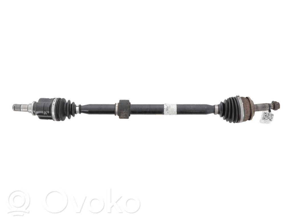 Toyota Auris E180 Etuvetoakseli 