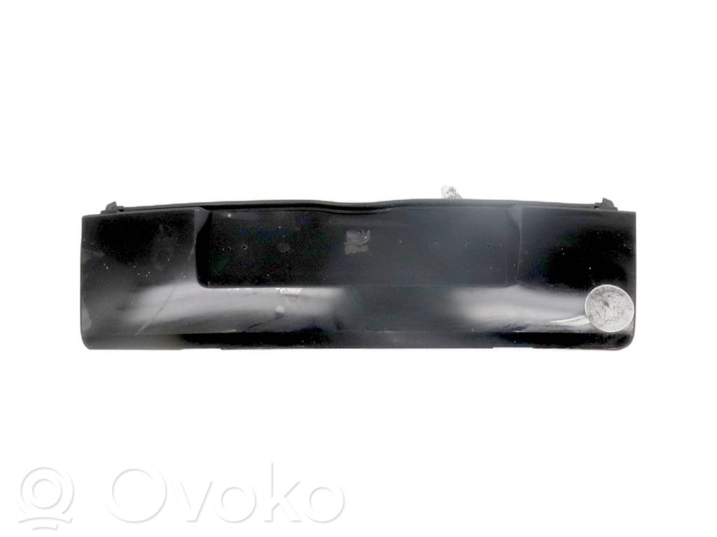 Tylna klapa bagażnika   8701W2,V13867Y