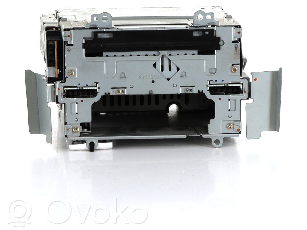 Panel / Radioodtwarzacz CD/DVD/GPS   DE6566AS0,J02826Q