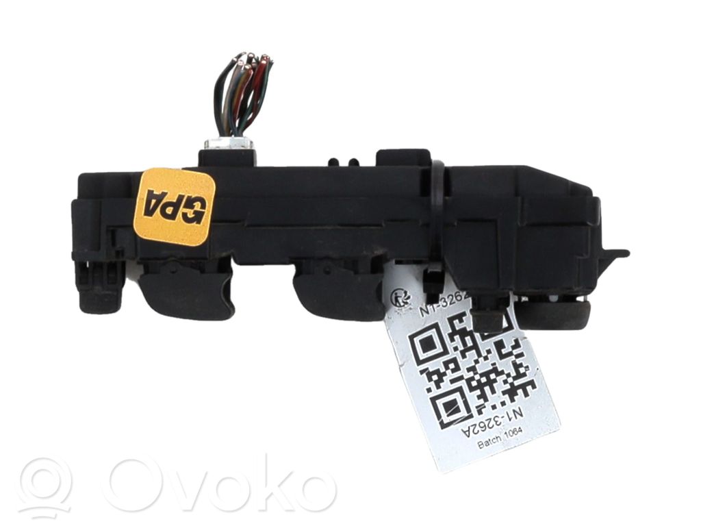 Mazda 2 Electric window control switch 