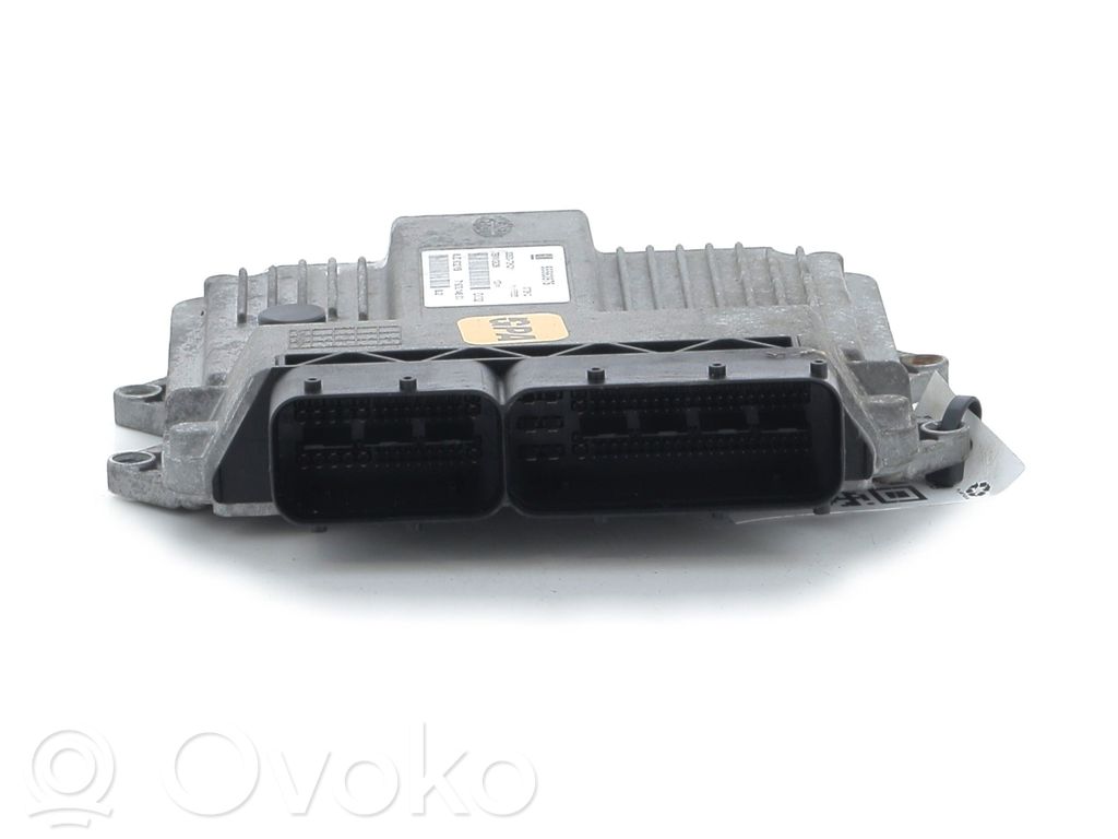 Suzuki Swift I Engine control unit/module 