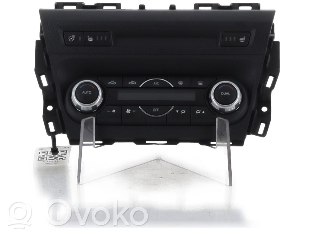 Volkswagen Touran II Climate control unit 