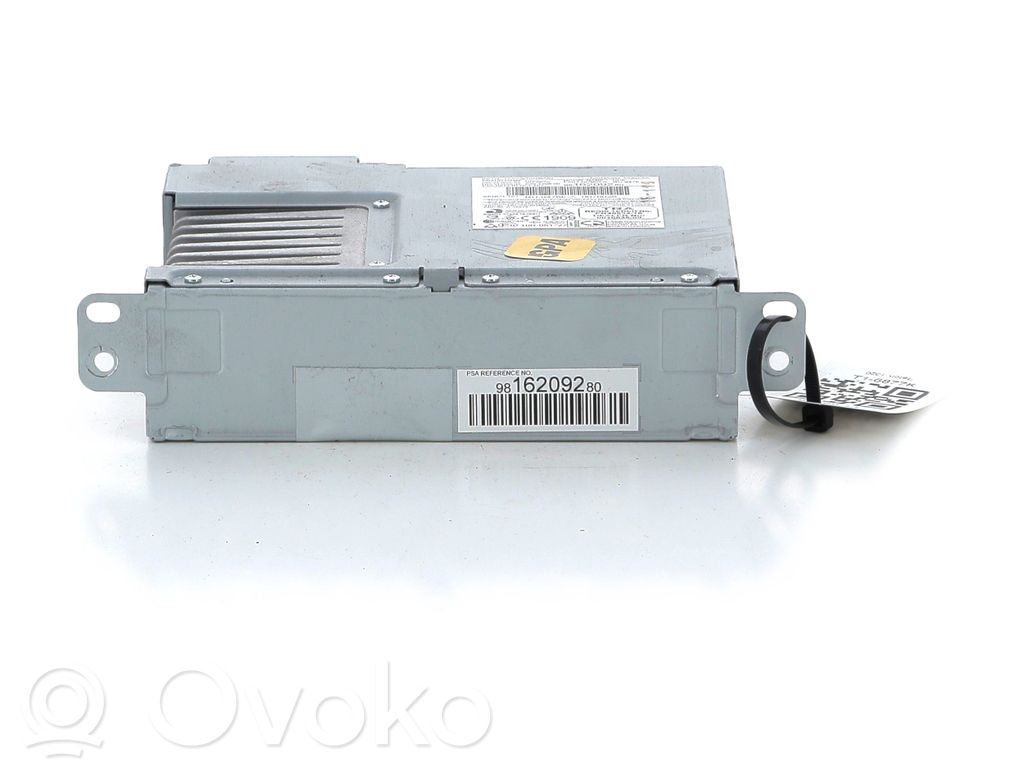 Panel / Radioodtwarzacz CD/DVD/GPS   1629085680,T16877K