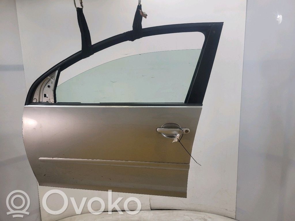 Volkswagen Golf V Ușă față
