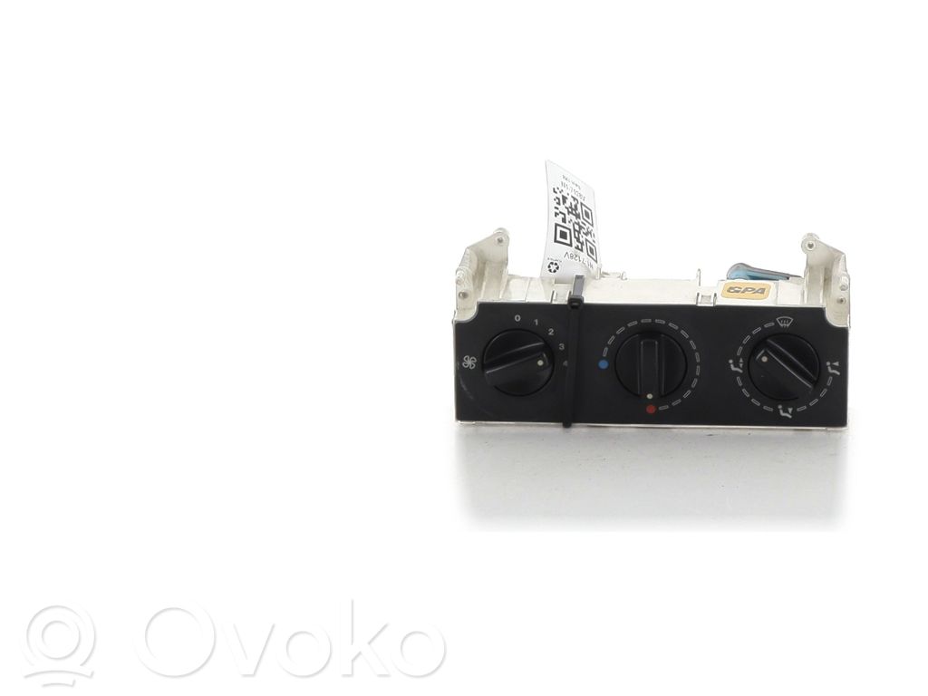 Panel klimatyzacji   6451AG,N17128V