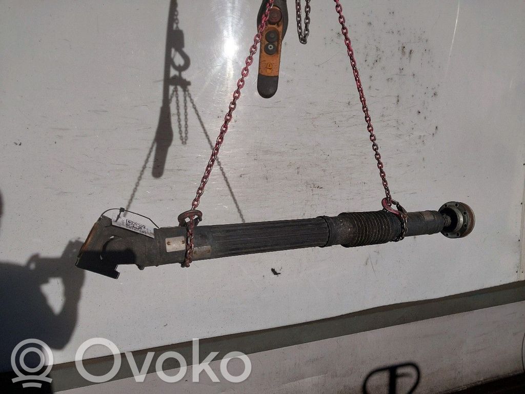 Wał napędowy przedni   K68272524AC,W04622Z