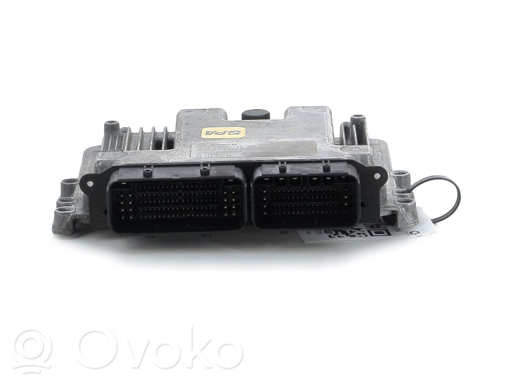 Peugeot 208 II Engine control unit/module 