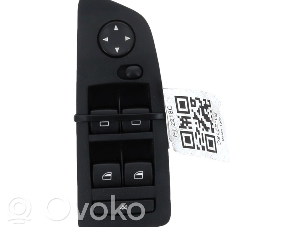 BMW 1 E82 E88 Electric window control switch 