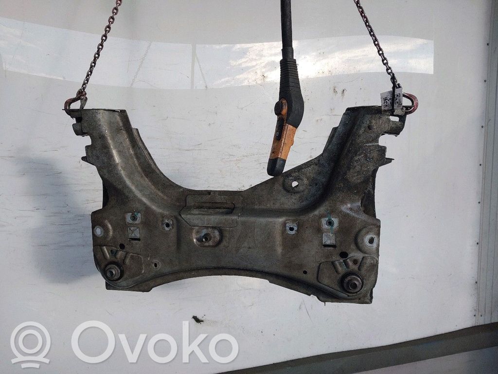 Renault Clio III Sottotelaio anteriore 