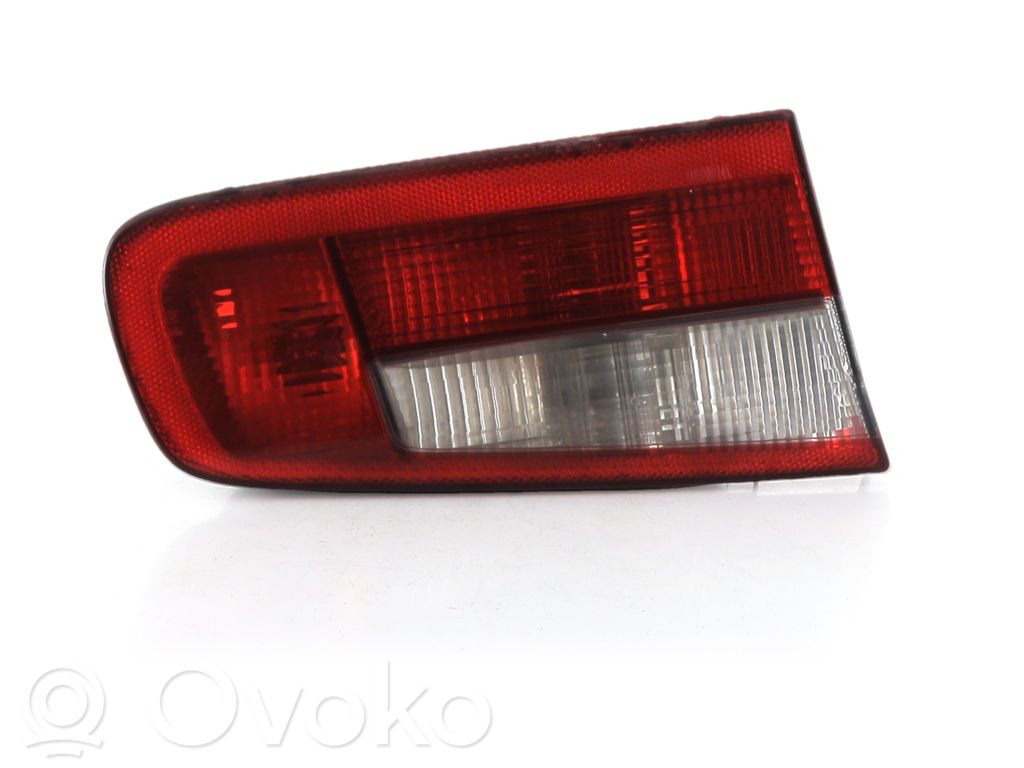 Renault Laguna II Luci posteriori del portellone del bagagliaio