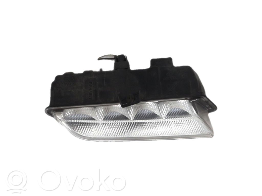 Renault Clio IV Proiector lumini zi LED