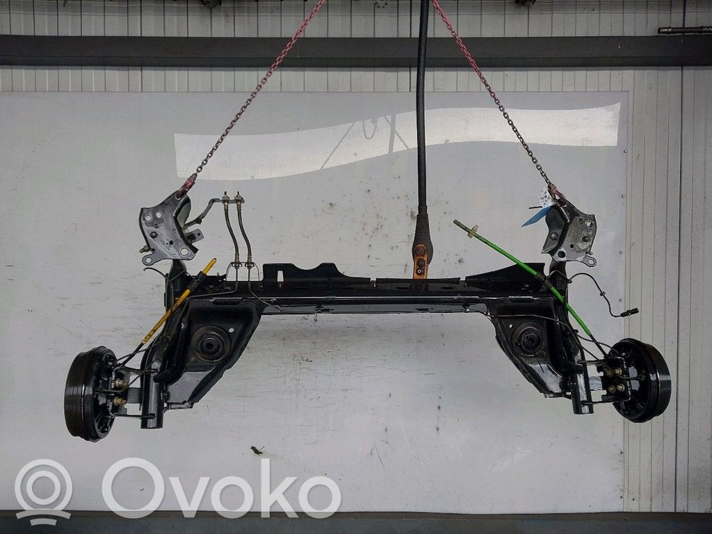 Belka osi tylnej   555112340R,Z17583U
